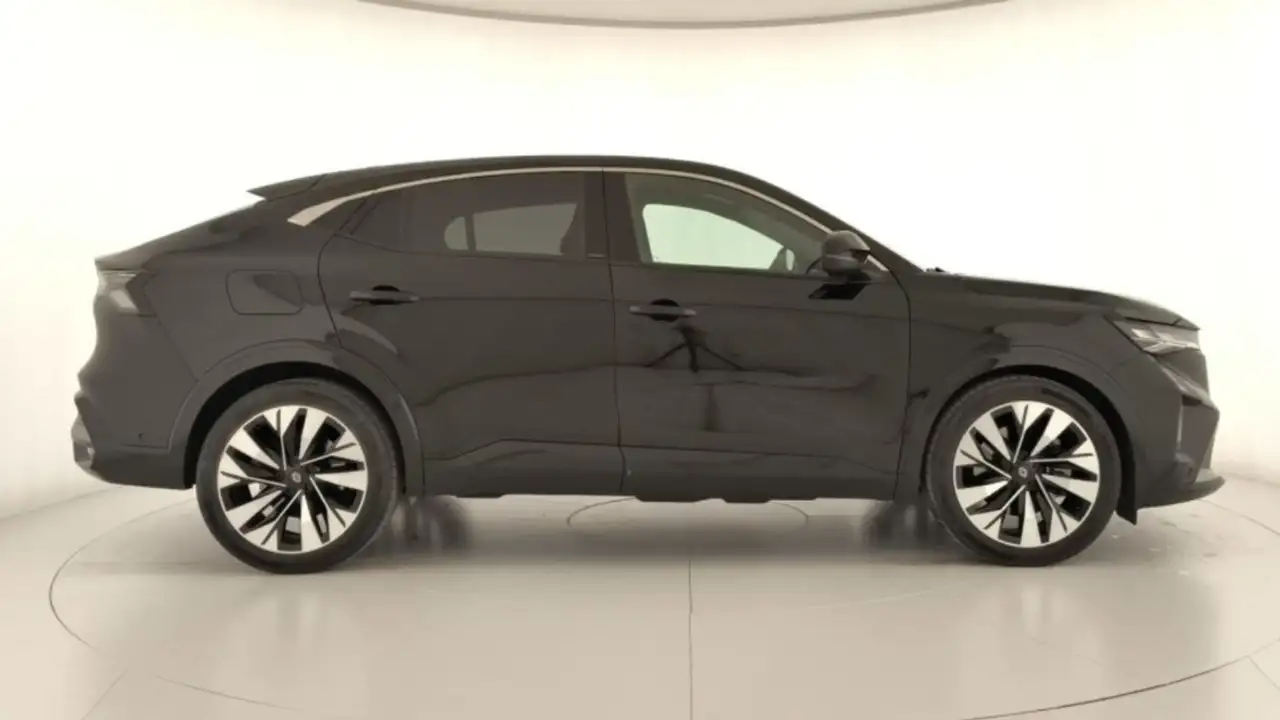 Renault Rafale 1.2 E-Tech Híbrido Techno 147kW — معرض صور السيارة 6
