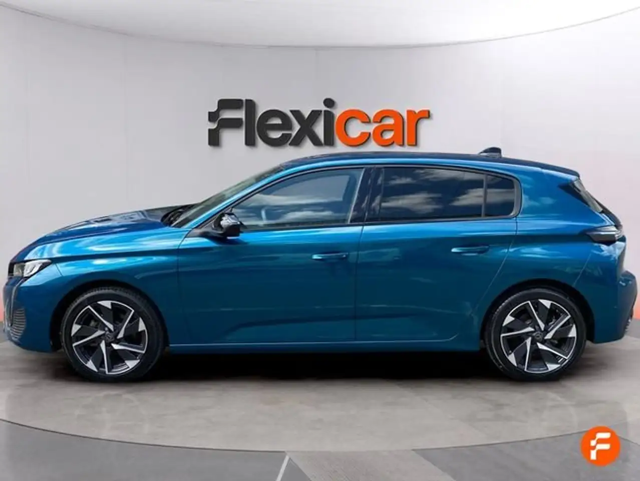Peugeot 308 1.2 PureTech S&S Allure 130 — Vehicle gallery 4