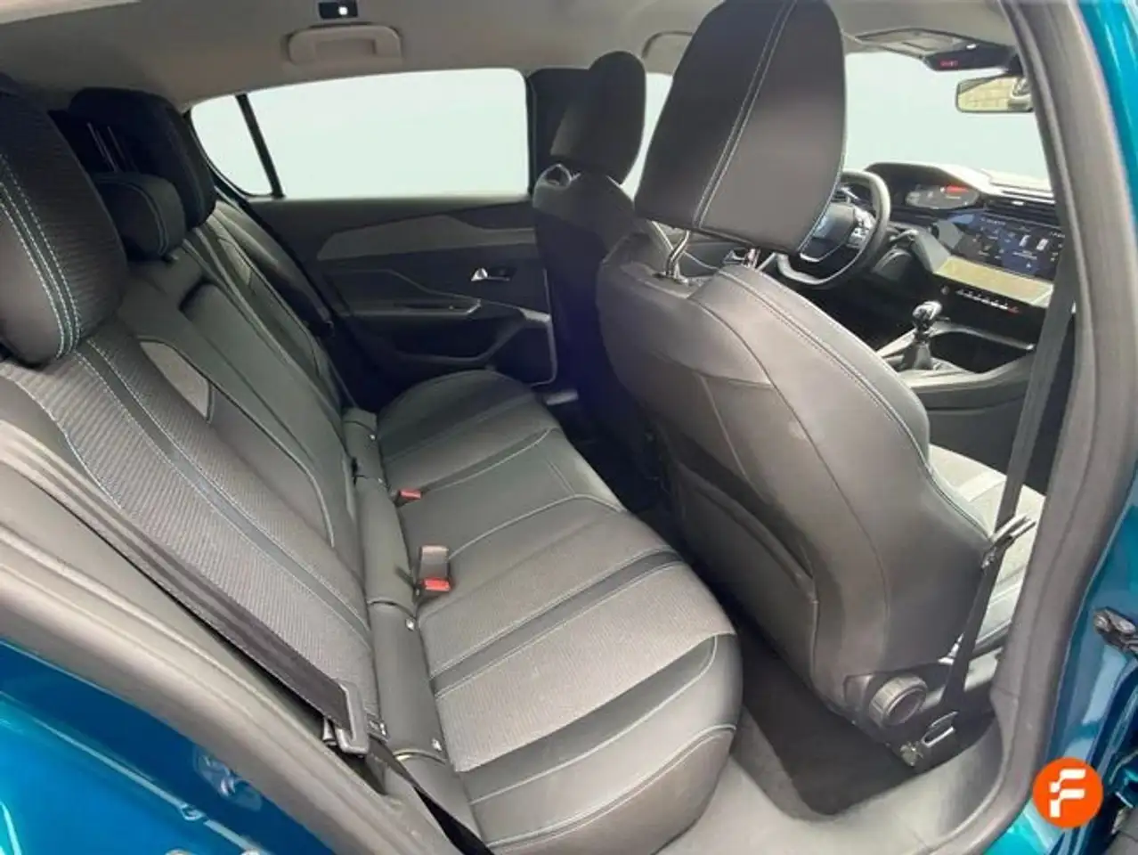 Peugeot 308 1.2 PureTech S&S Allure 130 — Vehicle gallery 25