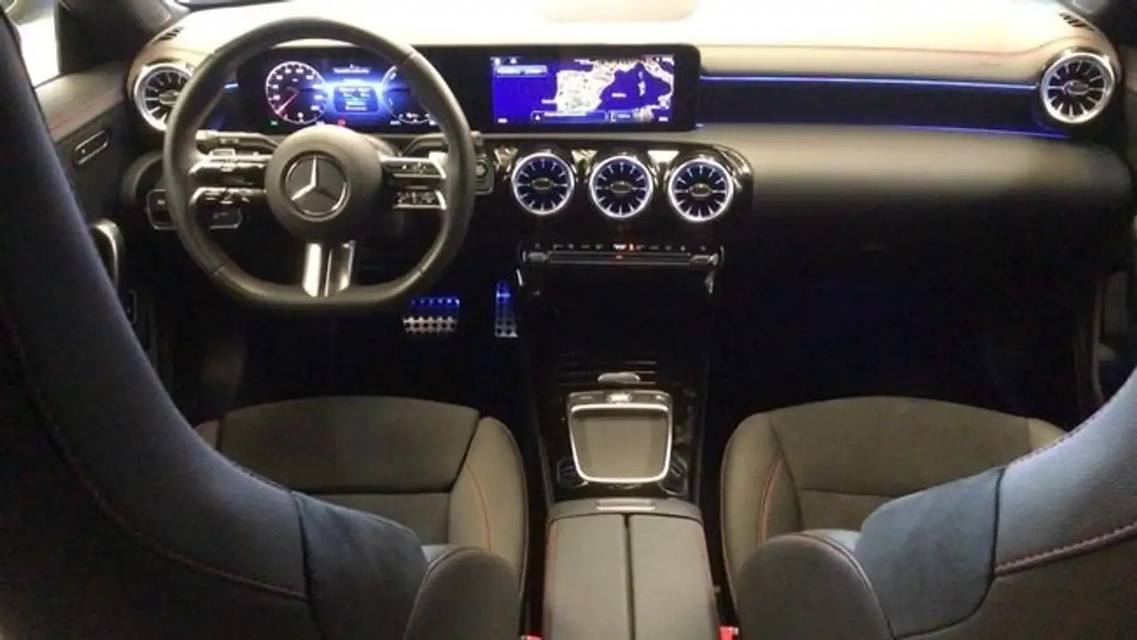 Mercedes-Benz CLA 250 e Shooting Brake — Galerie du véhicule 8