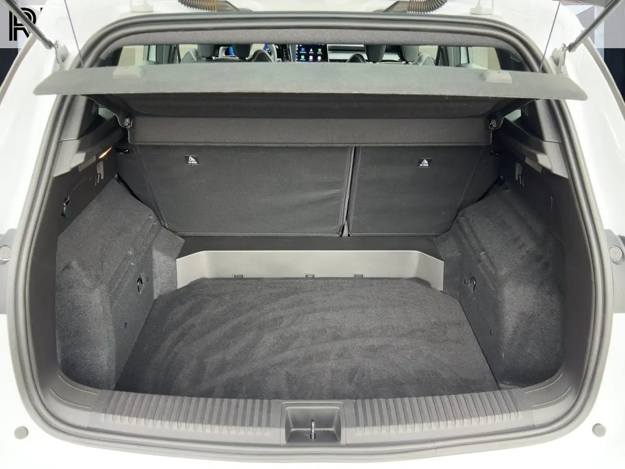 Renault Austral EVOLUTION TCe 160 AUTOMATIK SITZHEIZUNG — معرض صور السيارة 21