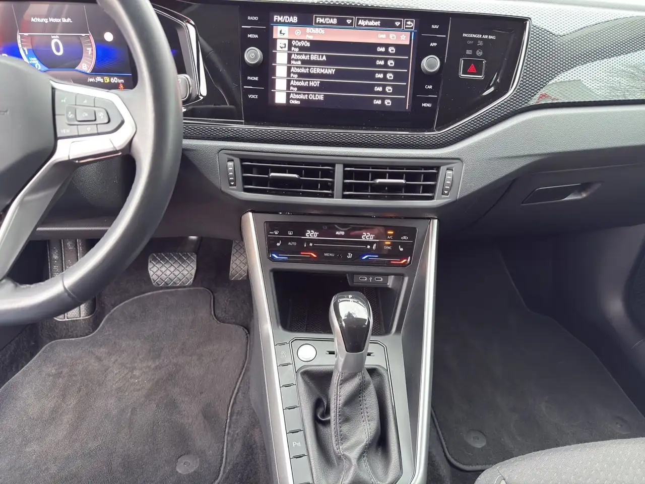 Volkswagen Taigo 1.0 TSI DSG Life LED+SITZHZG+APP-CONNECT — Vehicle gallery 12