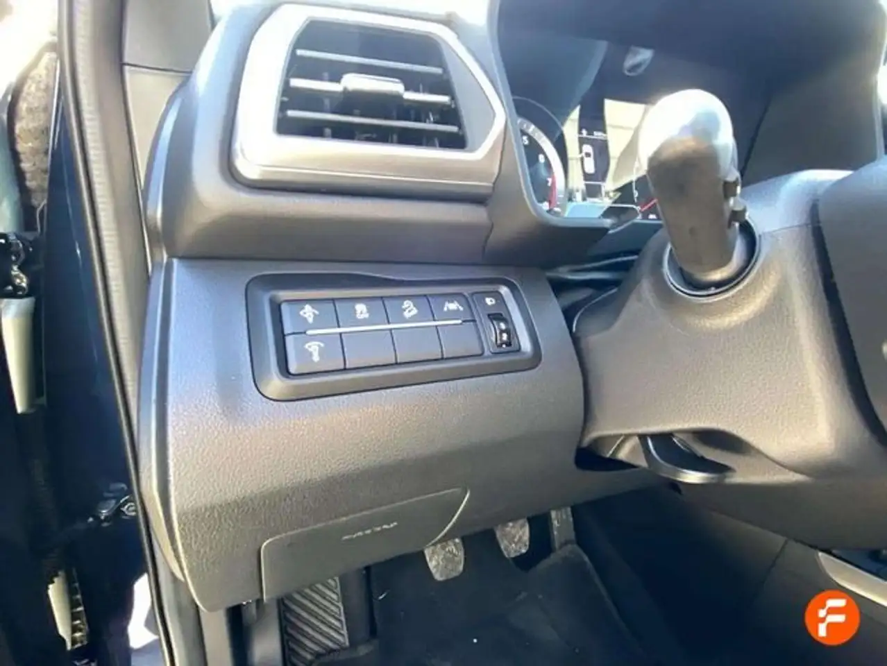 SsangYong Tivoli G15 Urban Plus 4x2 Aut. — Galería del vehículo 8
