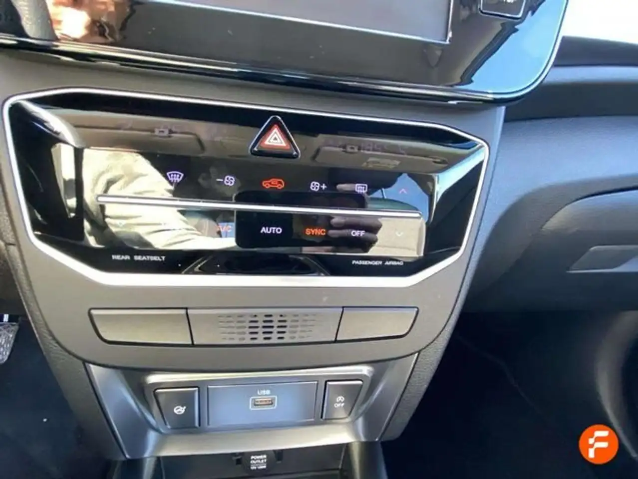 SsangYong Tivoli G15 Urban Plus 4x2 Aut. — Galería del vehículo 12