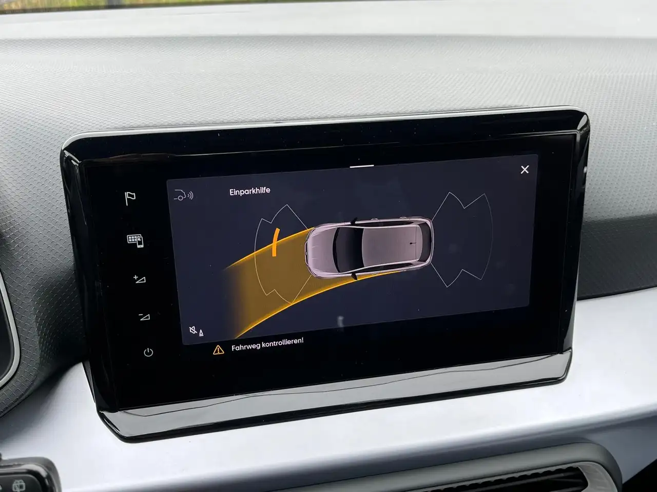 SEAT Ibiza FR DSG LED RF-Kamera DAB Parkpilot 18 Zoll — Galerie du véhicule 30