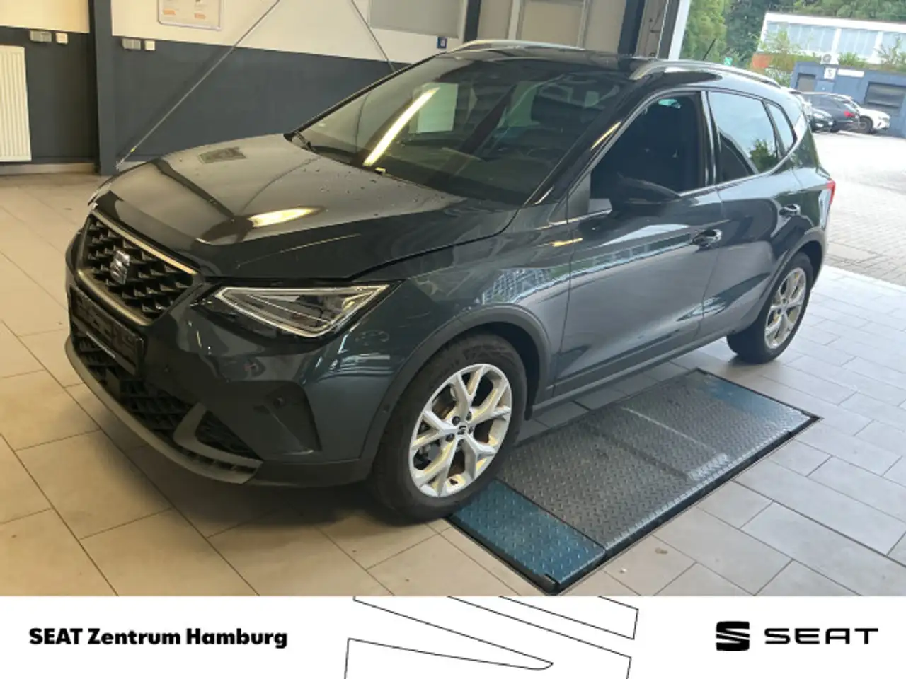 SEAT Arona 1.0 TSI FR DSG Rückfkamera Navi Sitzhzg — Hamburg