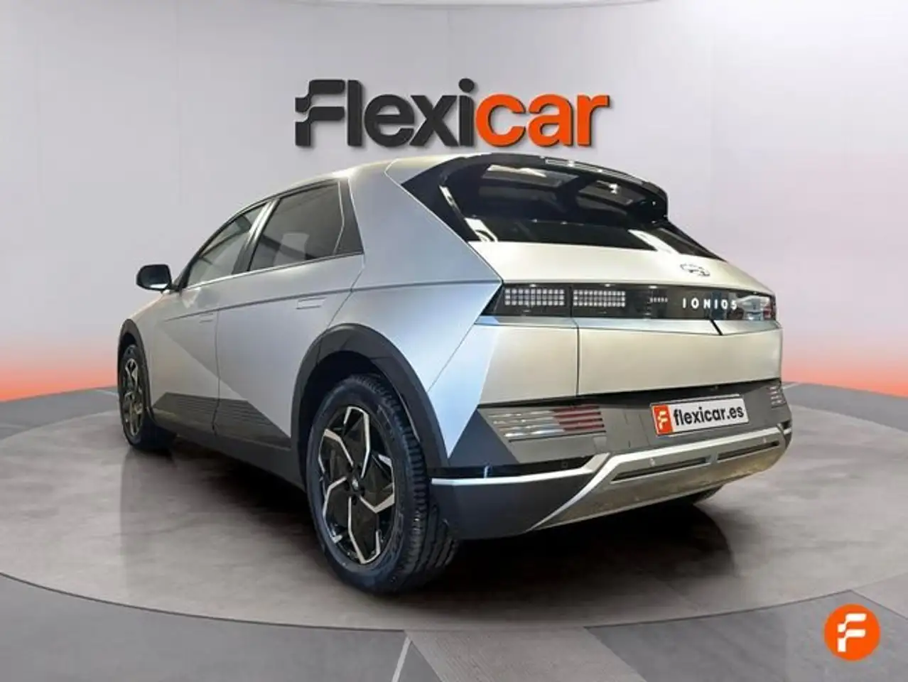 Hyundai IONIQ 5 58kWh Light RWD 125kW — معرض صور السيارة 5