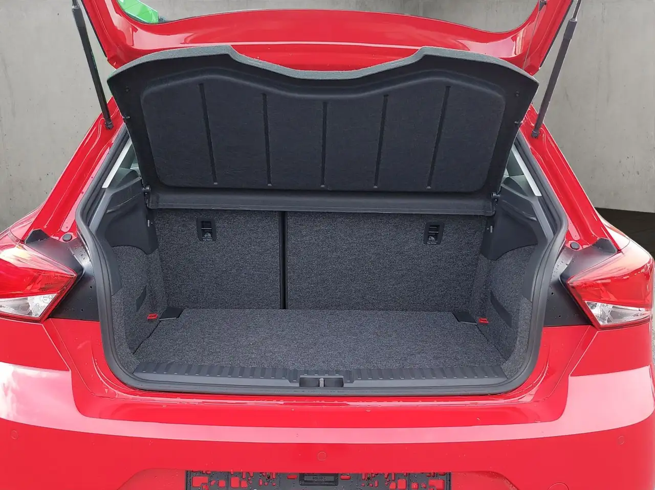 SEAT Ibiza Style 1.0 TSI, LM-Felgen, Allwetterreifen, — Vehicle gallery 19