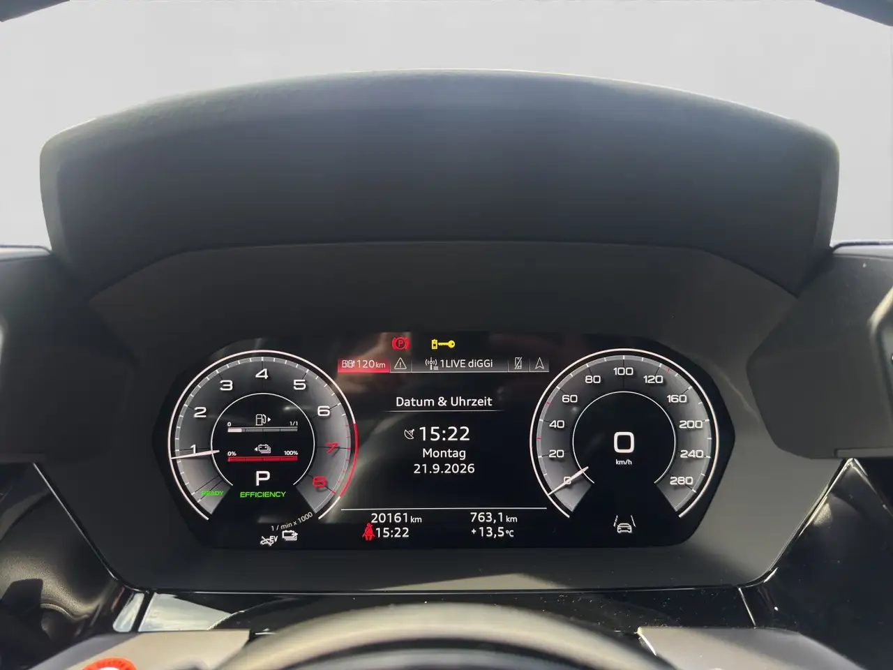 Audi A3 40 TFSIe 2x S LINE LM18 AHK LED — Vehicle gallery 10