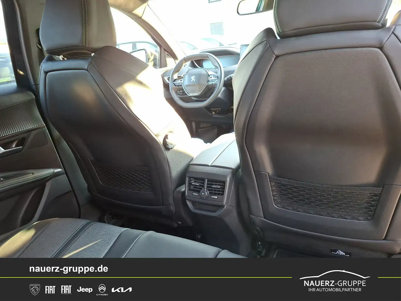 Peugeot 3008 Hybrid 136 Allure Pack — Galerie du véhicule 7