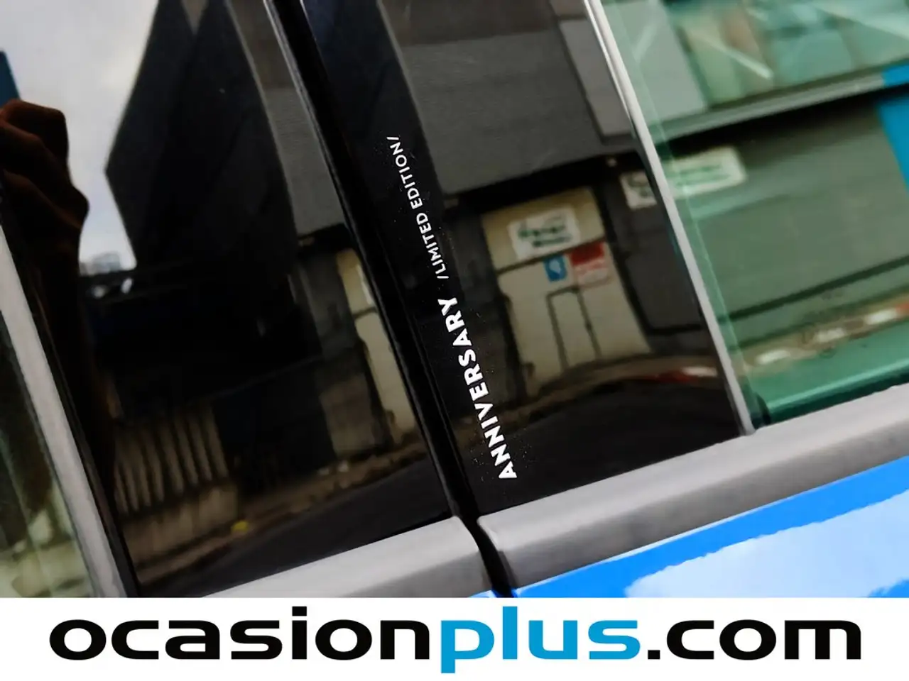 SEAT Leon 1.5 TSI S&S Style 25º Aniversario 115 — معرض صور السيارة 5