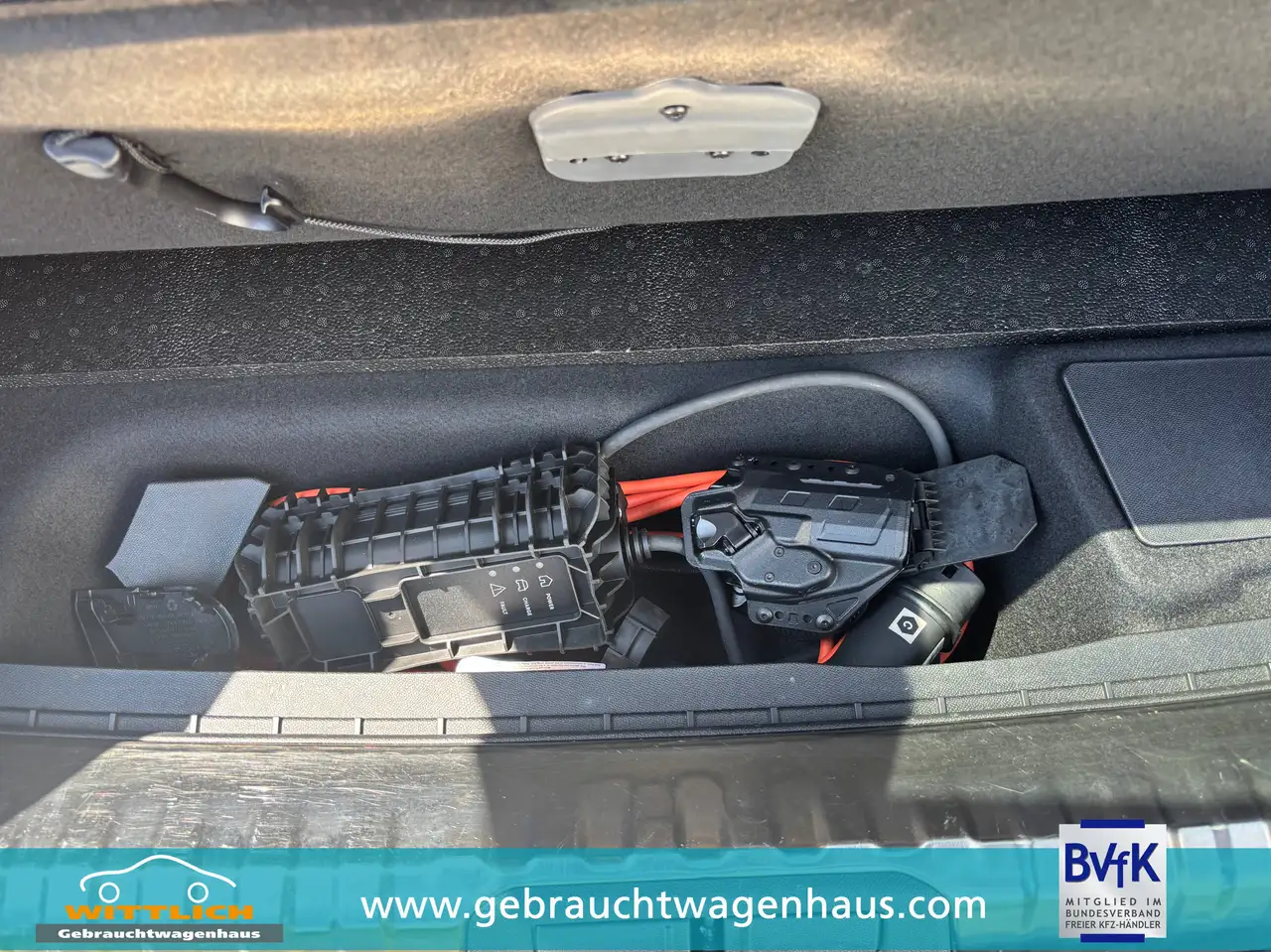Peugeot 508 Hybrid 225 "Allure" +Winterräder +Garantie +Kamera +LED-Scheinwerfer — Galería del vehículo 13