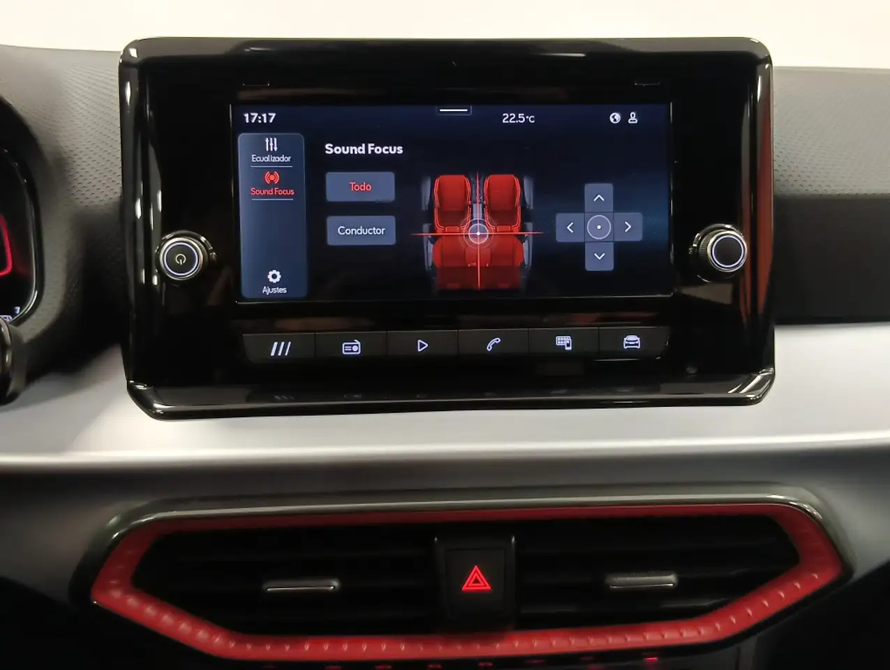 SEAT Ibiza 1.5 TSI S&S FR XS DSG 150 — Galerie du véhicule 28