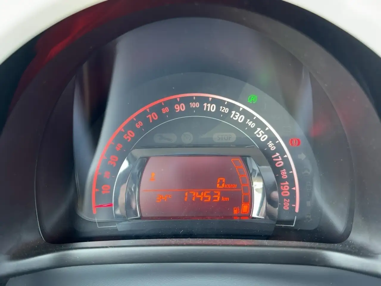 Renault Twingo EQUILIBRE SCe 65 SITZHEIZUNG — معرض صور السيارة 13