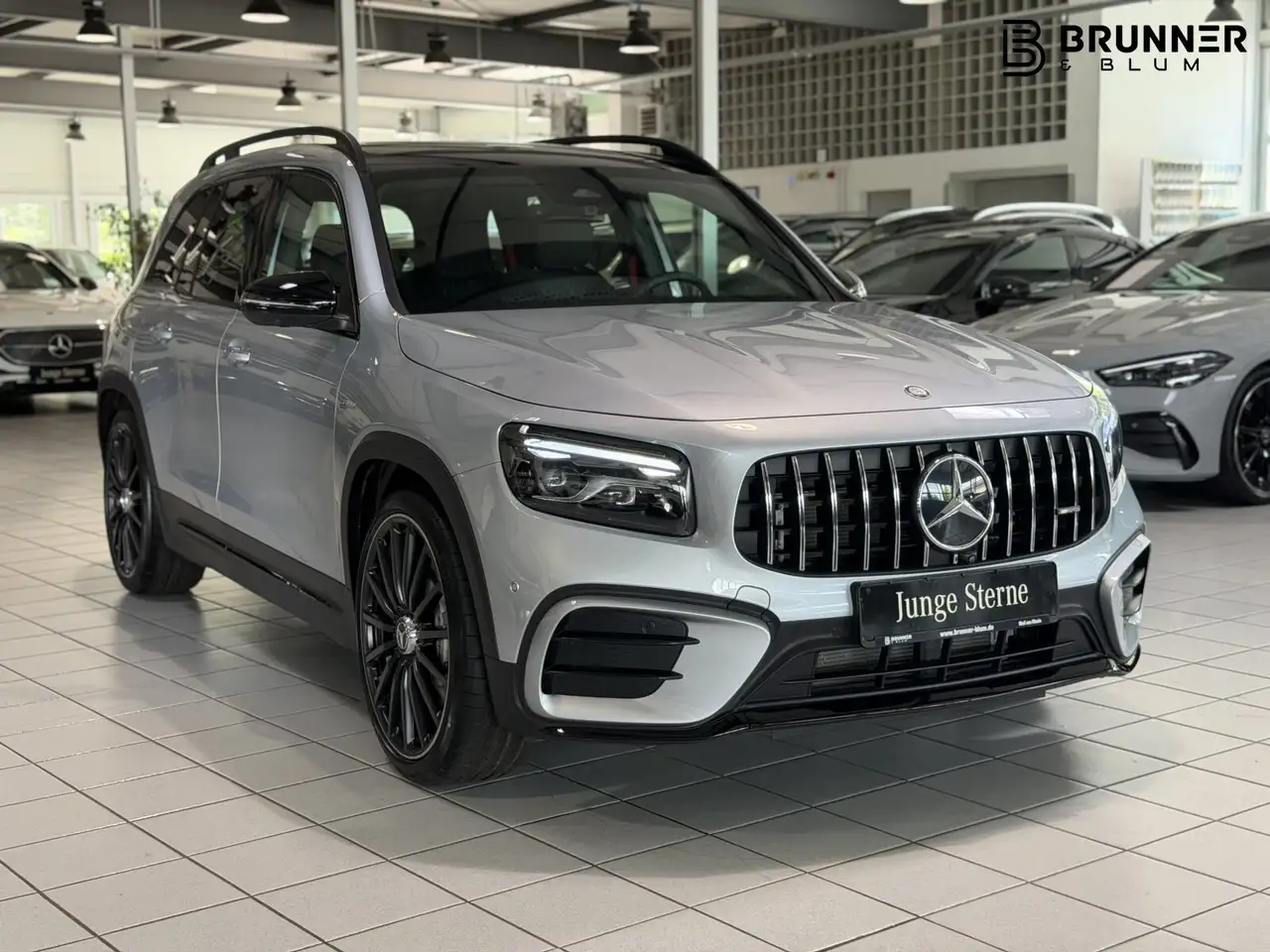 Mercedes-Benz GLB 35 AMG GLB 35 4M Premium+Panodach,Night,Memory,HUD,360° — Vehicle gallery 3