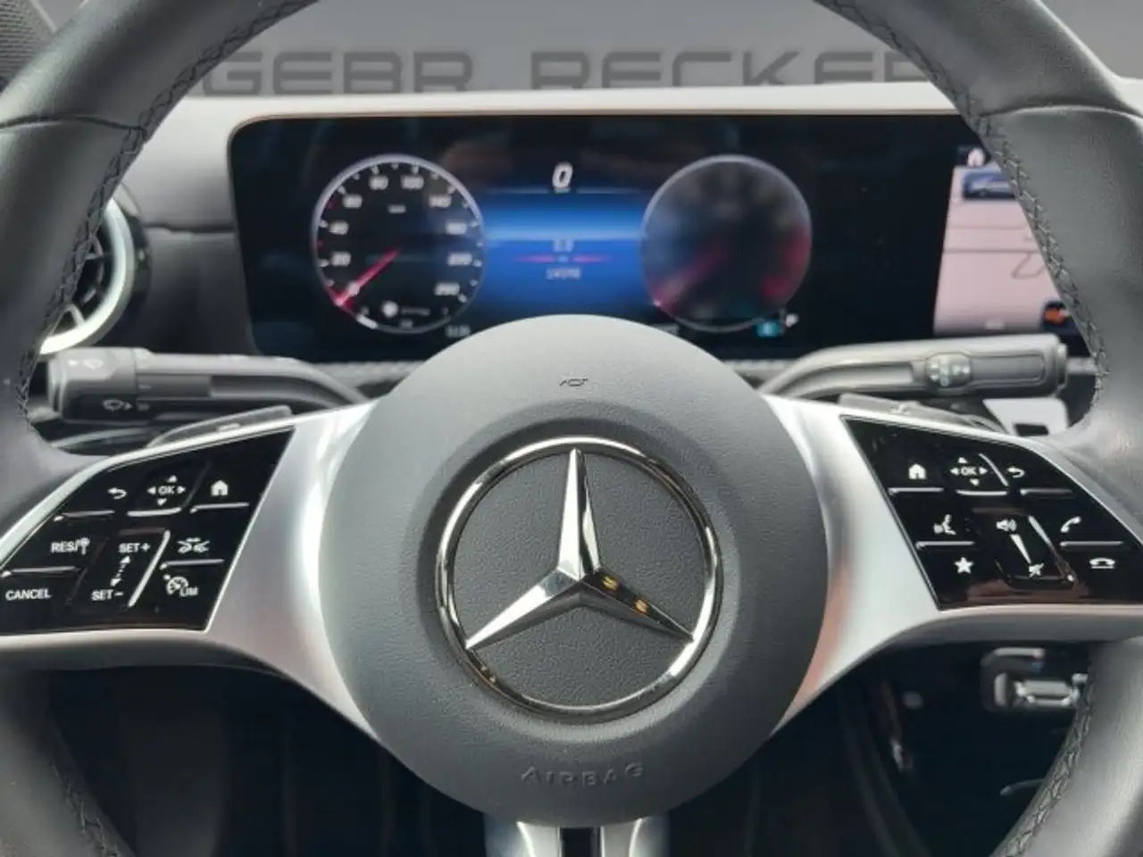 Mercedes-Benz CLA 180 CLA 180 Coupé Advanced AHK LED KameraNaviPremium — Galería del vehículo 10