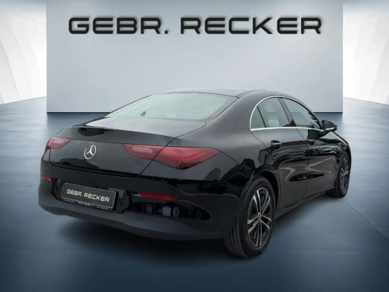 Mercedes-Benz CLA 180 CLA 180 Coupé Advanced AHK LED KameraNaviPremium — Galería del vehículo 4