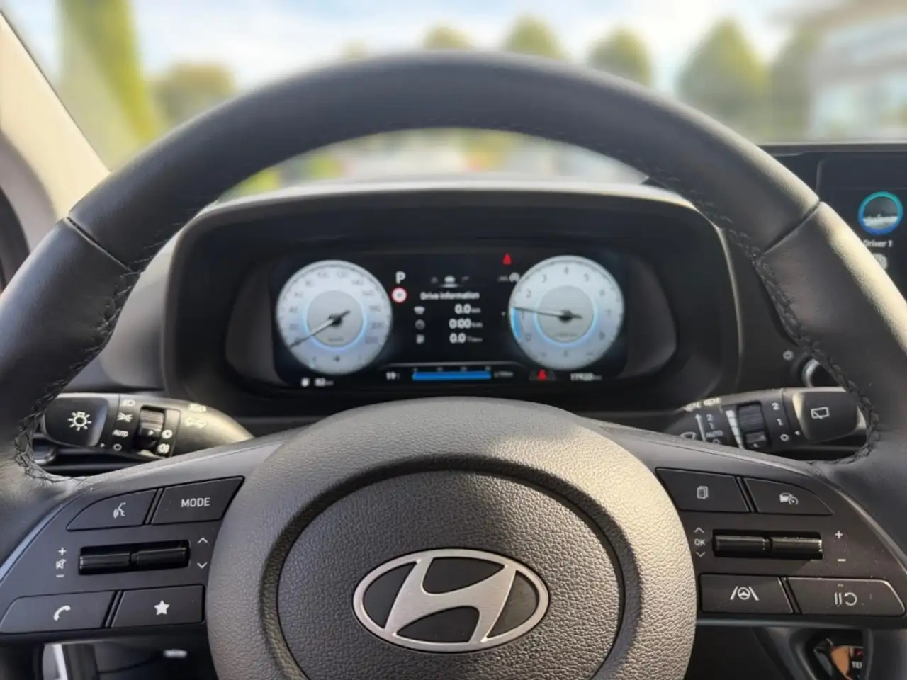 Hyundai BAYON Trend MY25 7-DCT 1.0 T-GDI+Komfortpaket — Galería del vehículo 8