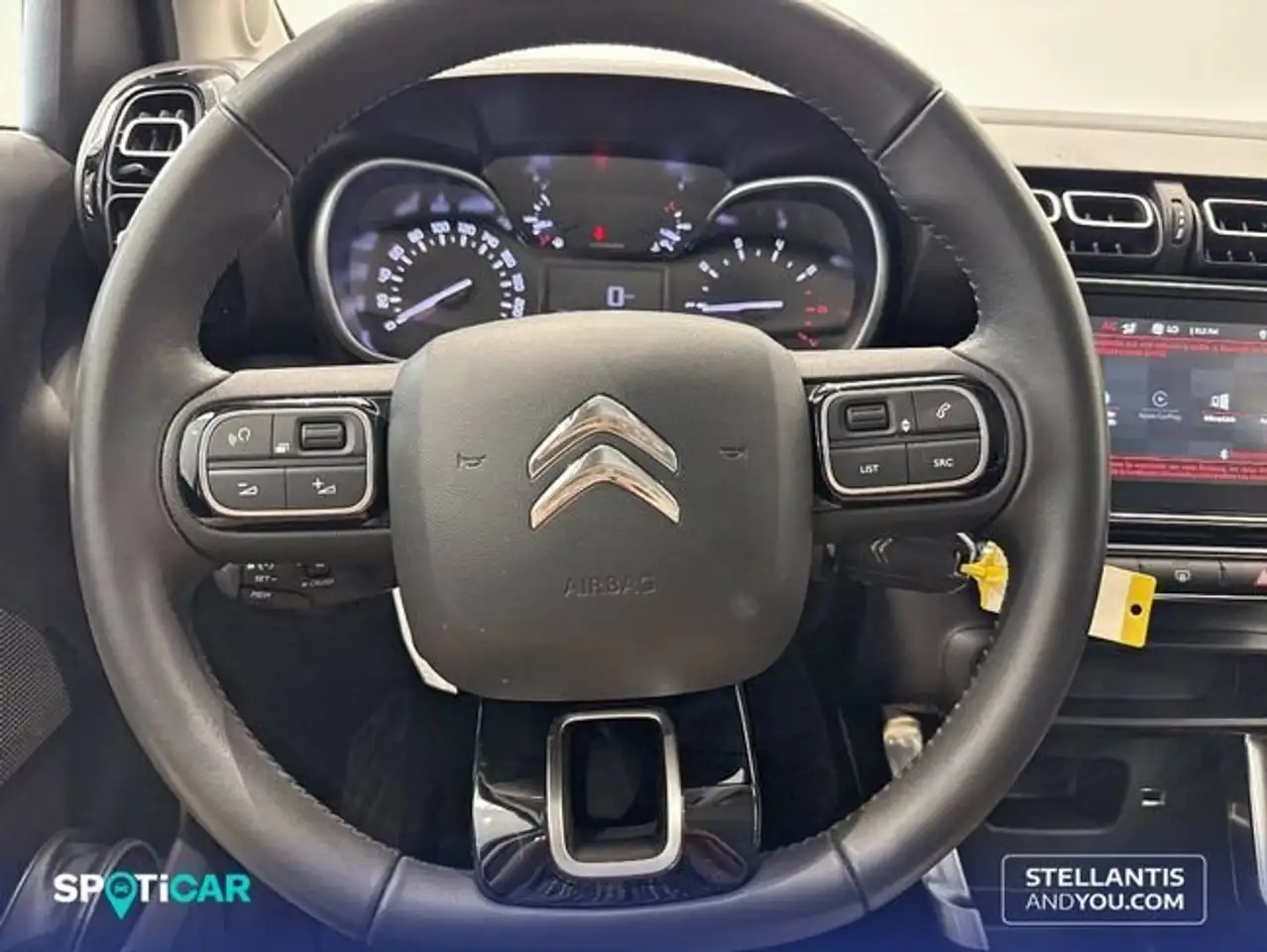 Citroen C3 Aircross BlueHDi 81kW (110CV) Plus — معرض صور السيارة 17