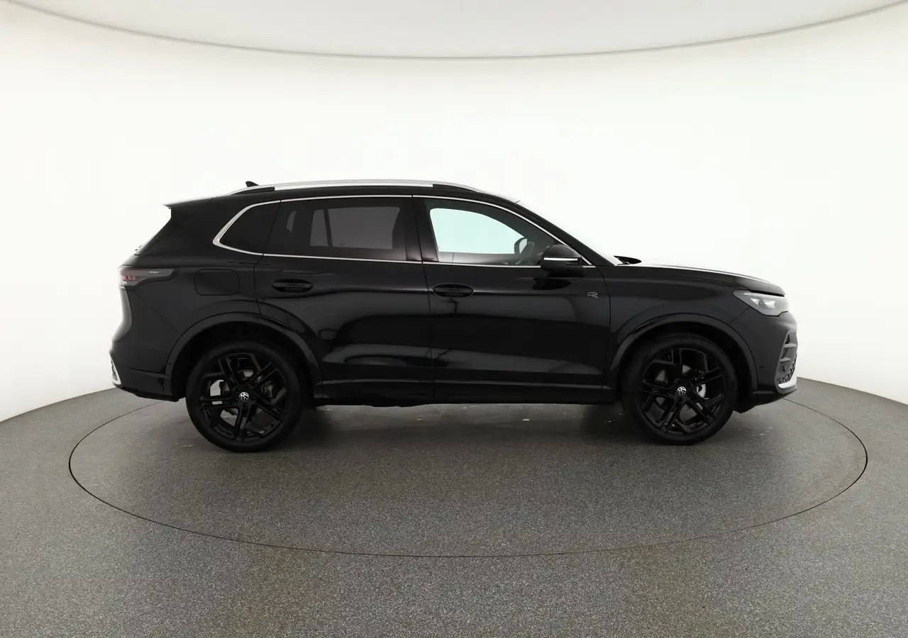 Volkswagen Tiguan 1.5 TSI R-Line DSG Matrix ACC 360° AHK — Vehicle gallery 7