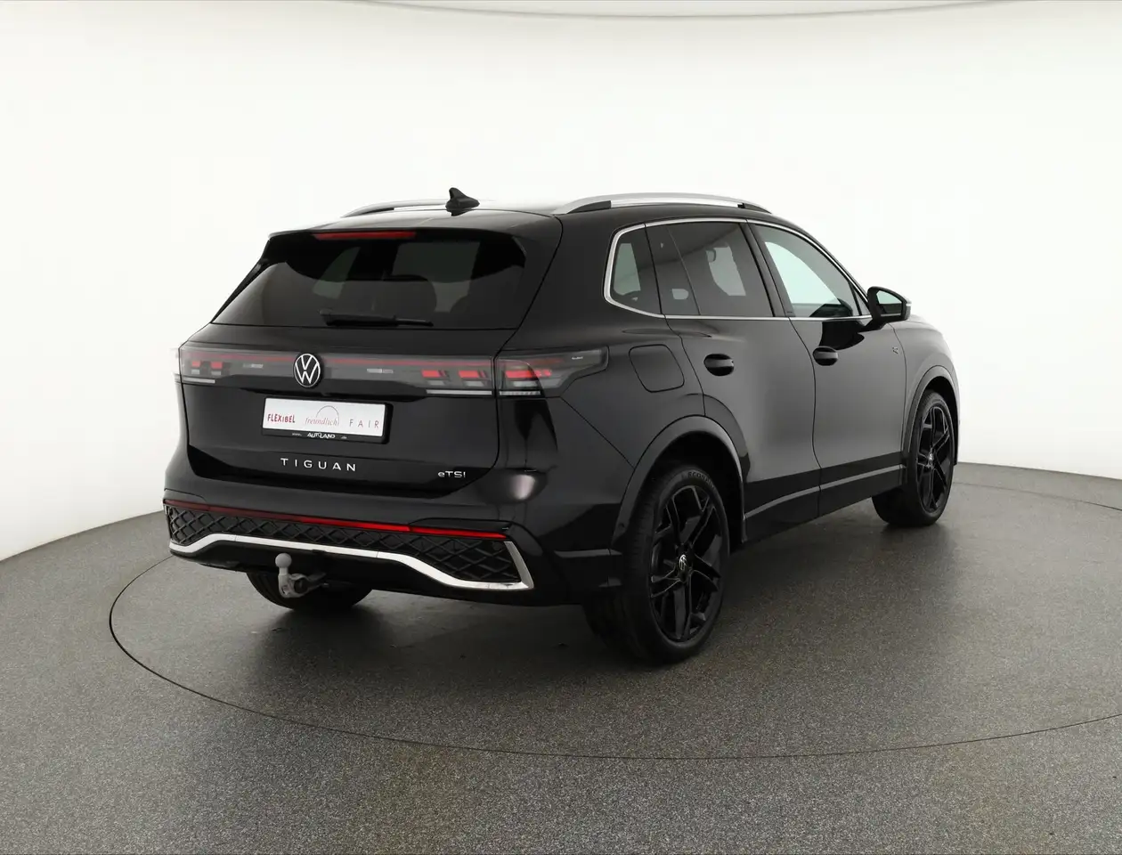 Volkswagen Tiguan 1.5 TSI R-Line DSG Matrix ACC 360° AHK — Vehicle gallery 6