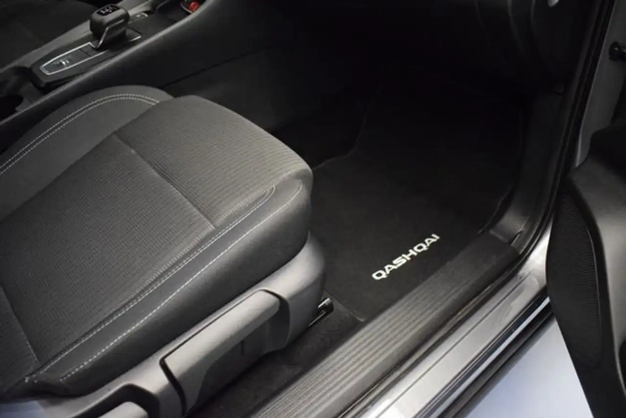 Nissan Qashqai DIG-T 116kW (158CV) mHEV CVT Acenta — معرض صور السيارة 21