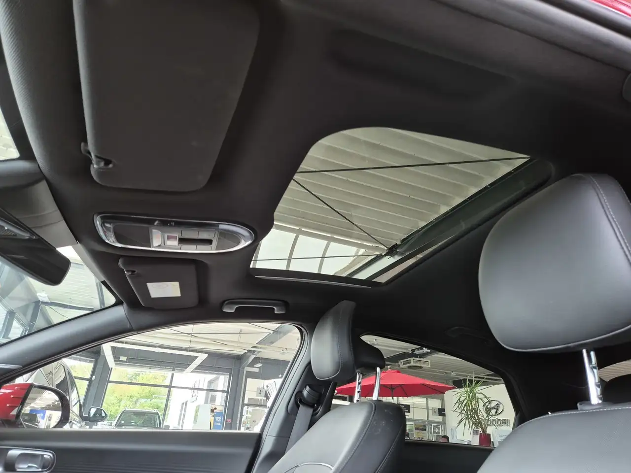 Hyundai IONIQ 6 77,4 kWh 4WD Uniq — معرض صور السيارة 40