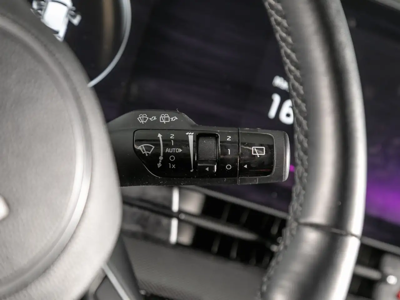 Kia Sportage 1.6 T-GDi MHEV Tech 150 — Vehicle gallery 13