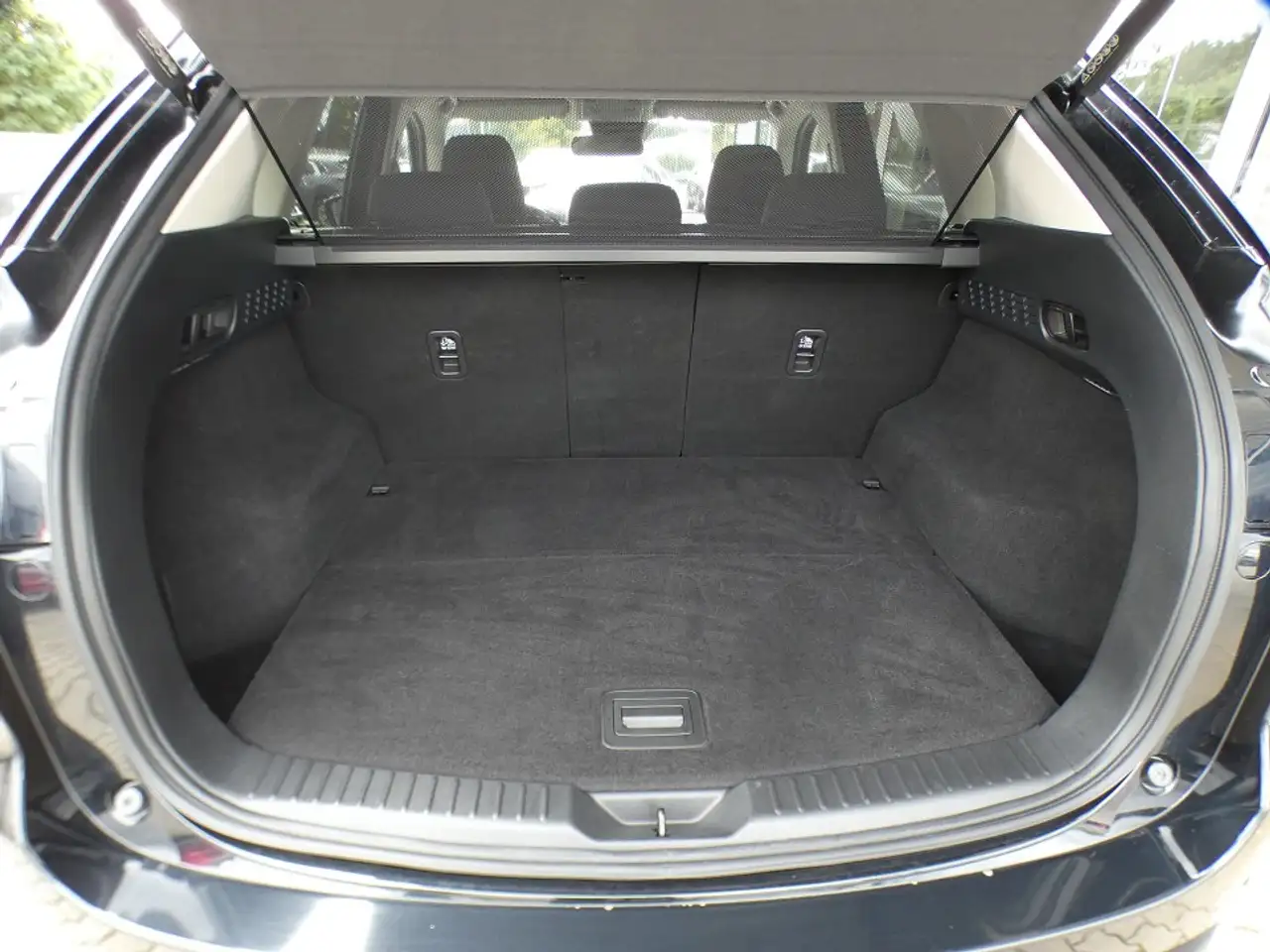 Mazda CX-5 2.5L SKYACTIV G 194PS 6AT FWD ADVANTAGE — Galerie du véhicule 7
