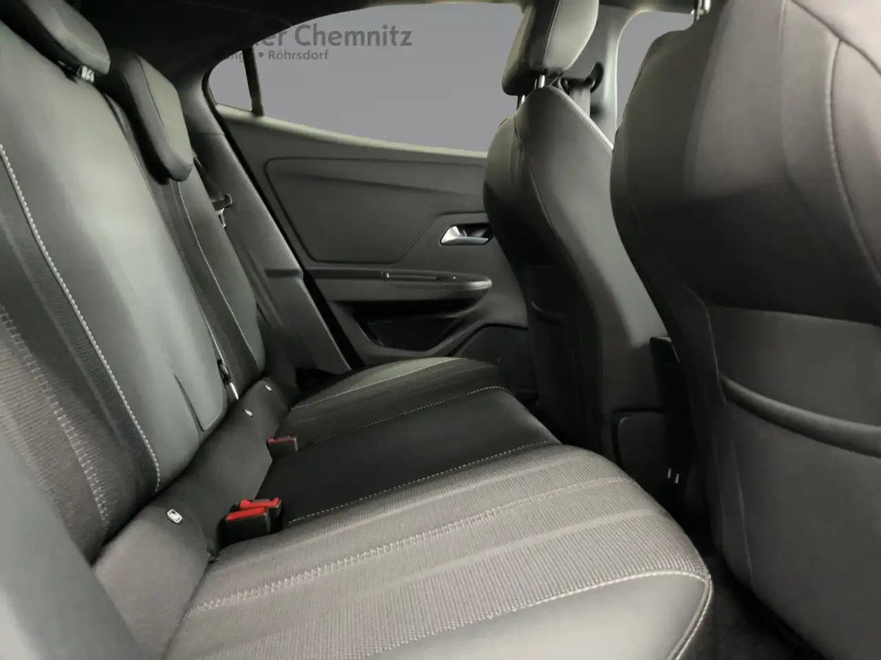 Opel Mokka 1.2 GS Line MatrixLED/KlimaA/SHZ/LHZ/180° — معرض صور السيارة 11