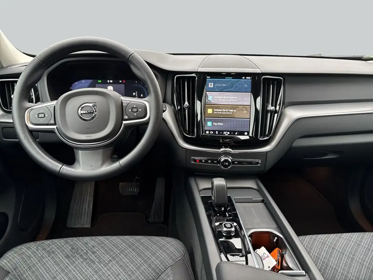 Volvo XC60 XC60 B5 B AWD Core — Vehicle gallery 9
