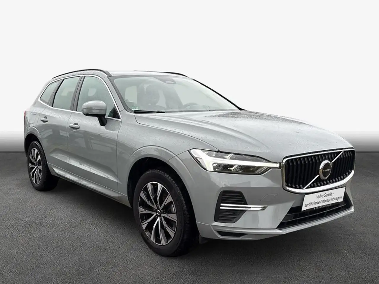 Volvo XC60 XC60 B5 B AWD Core — Vehicle gallery 3