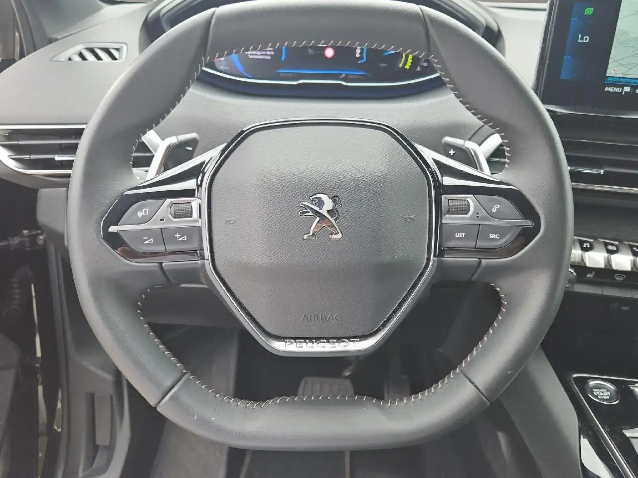 Peugeot 5008 Hybrid 136 Allure Pack — Galería del vehículo 10