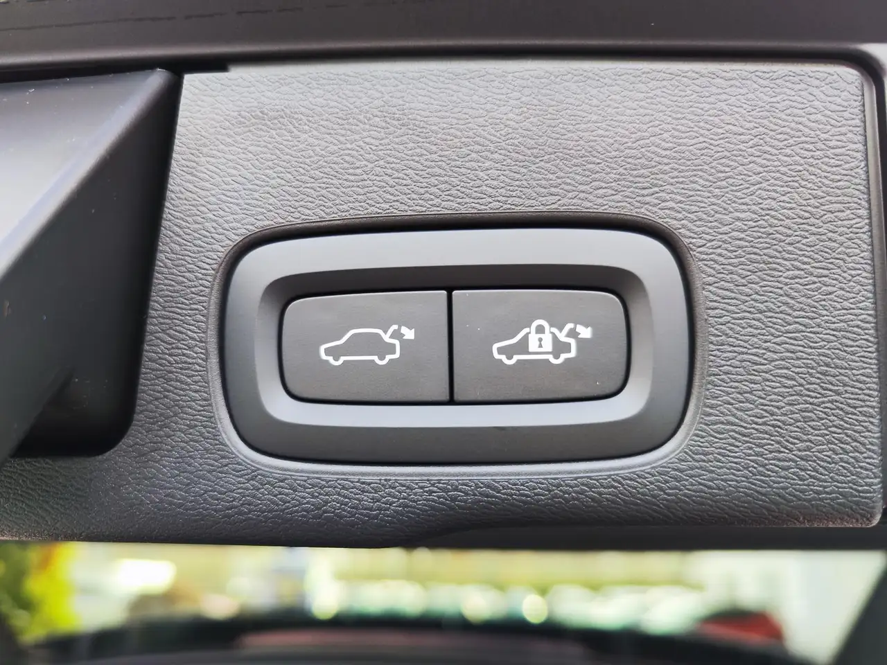 Volvo XC60 T6 AWD Recharge Plus Bright 0,5% 21" ACC FH — Vehicle gallery 12