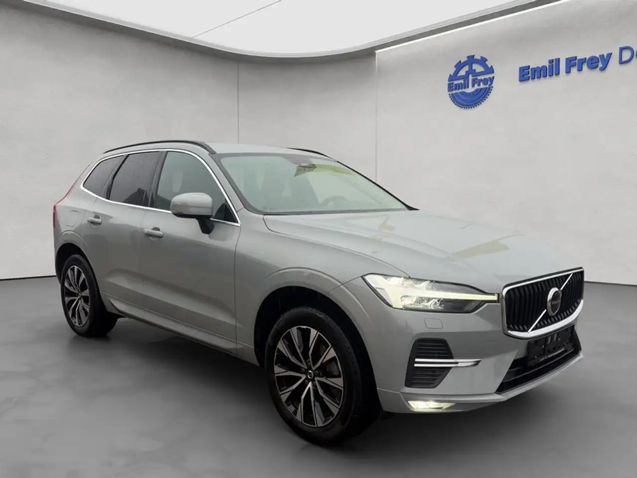 Volvo XC60 XC60 B5 AWD Aut Pilot BLIS Voll-LED 19'' Kamera PD — معرض صور السيارة 8