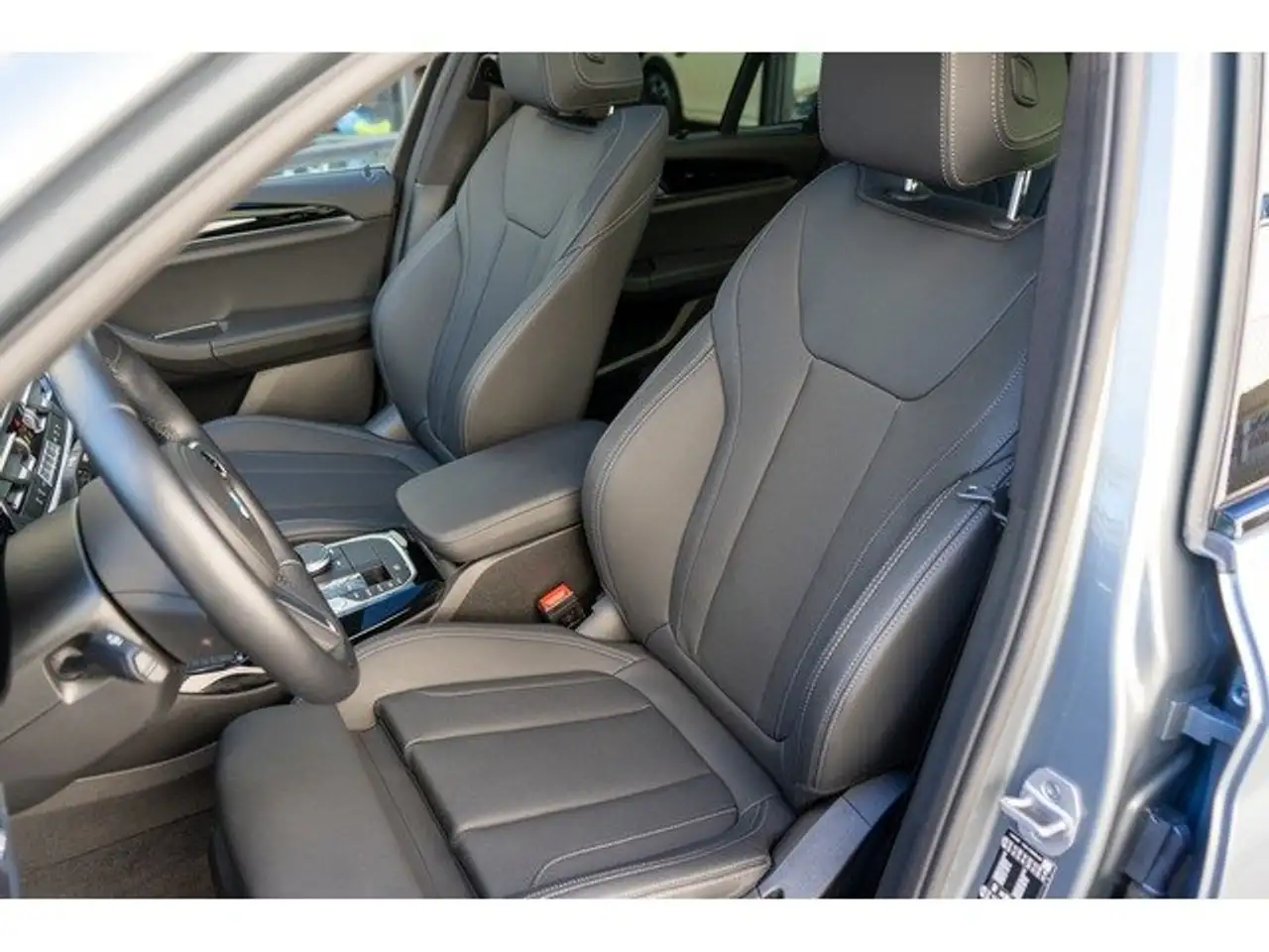 BMW X3 xDrive 20dA xLine — معرض صور السيارة 6