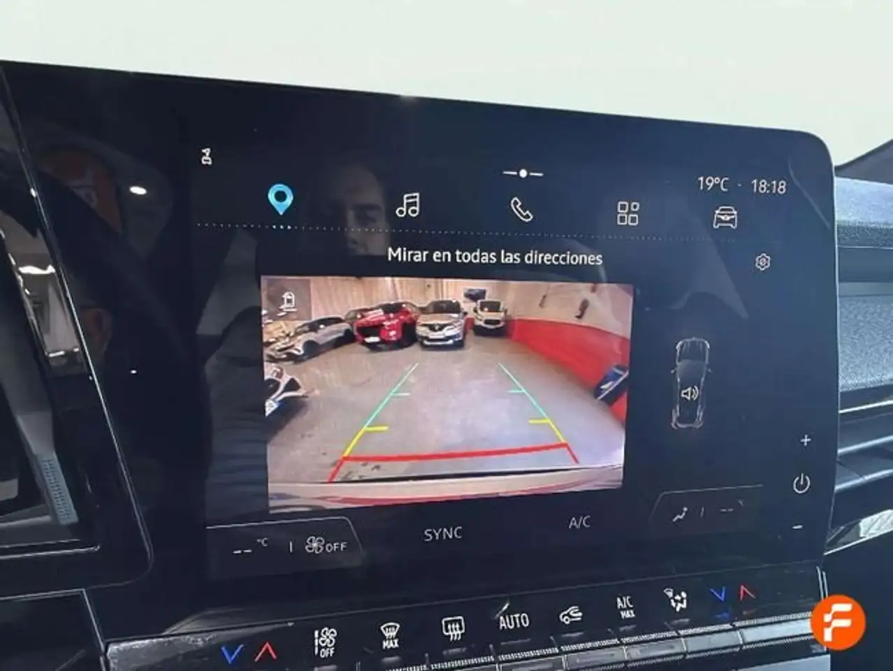 Renault Austral Evolution Mild Hybrid 103kW (140CV) — Vehicle gallery 20