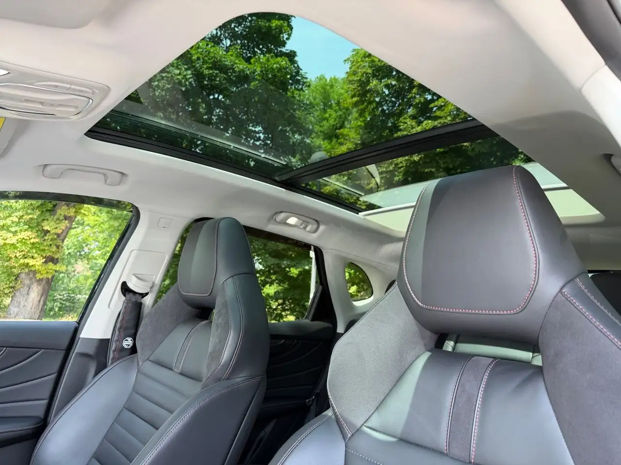 MG HS 1.5TGDI LUXURY Automatik*PANO*CarPlay*360°CAM — Vehicle gallery 14