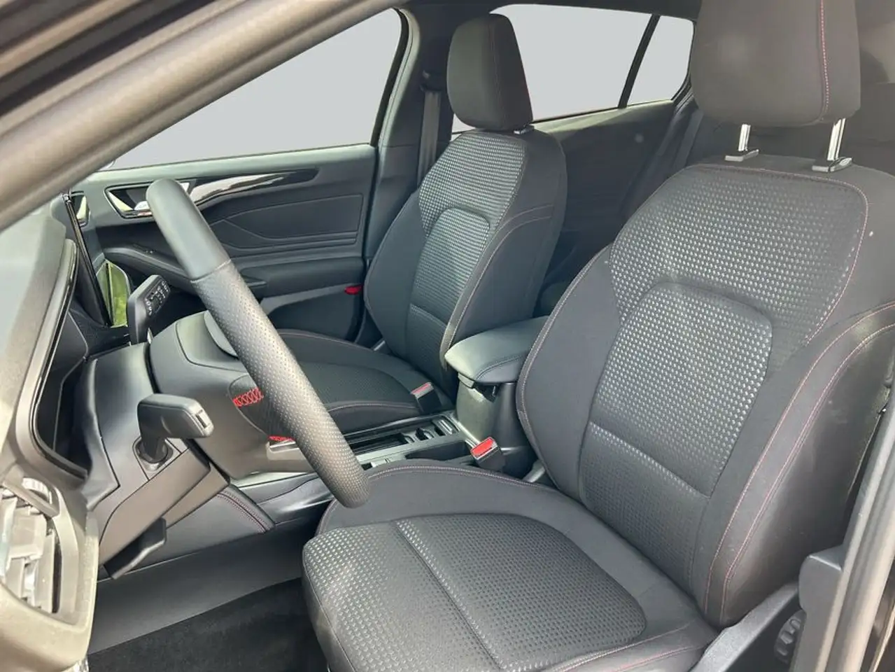 Ford Focus 1.0 Aut. ST-LINE X — معرض صور السيارة 10