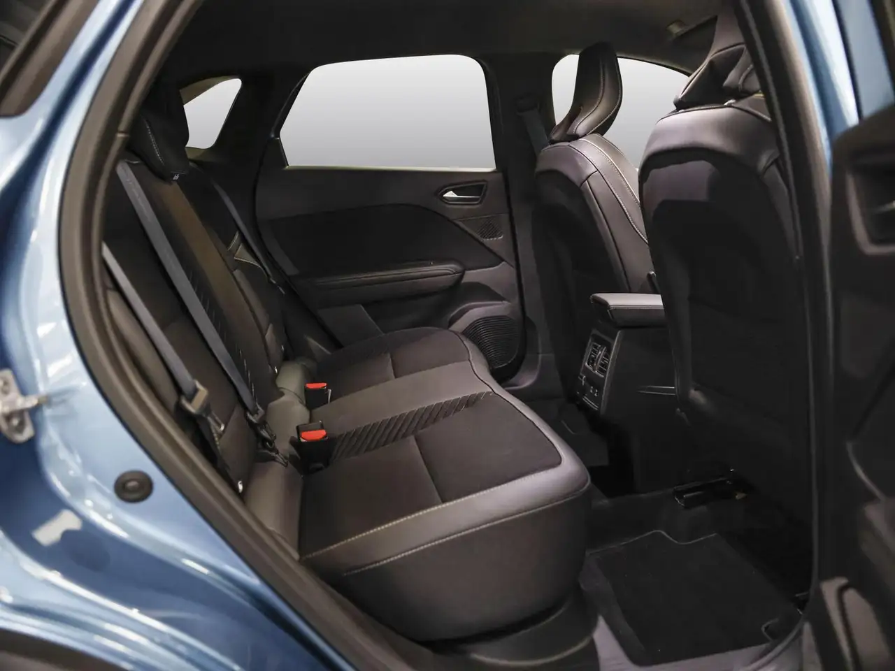 Renault Symbioz Iconic E-Tech Full Hybrid 145 NAVI SHZ — Galerie du véhicule 4