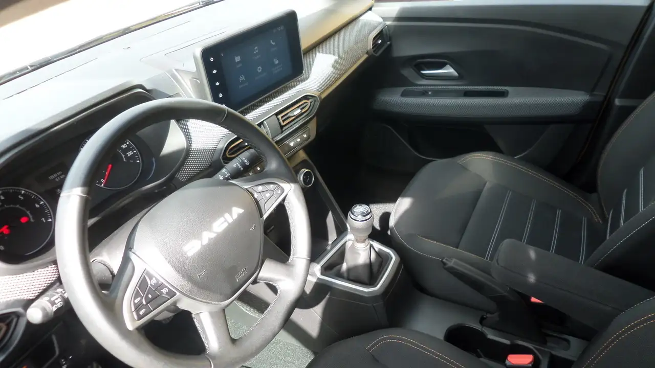 Dacia Sandero III Stepway Expression 1.0 TCe 90 PS Klimaautomatik Einparkhilfe hinten — Galerie du véhicule 7