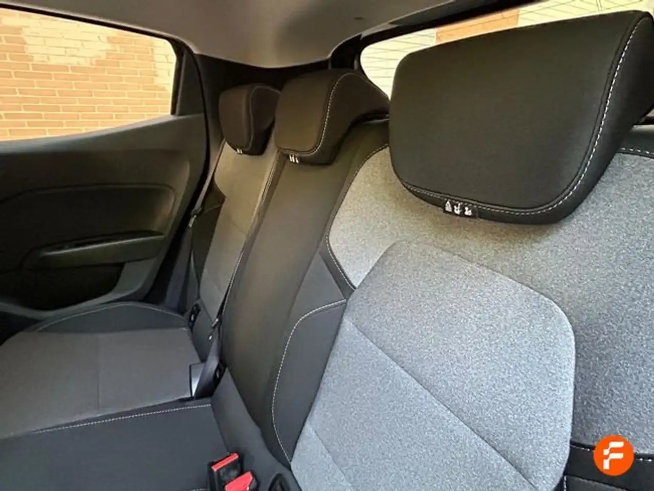 Renault Clio Equilibre TCe 67 kW (91CV) — معرض صور السيارة 7