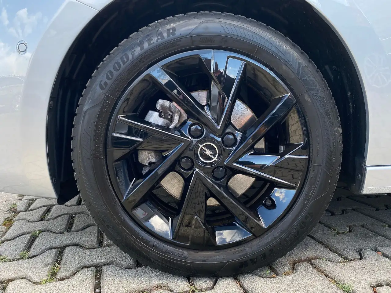 Opel Corsa F GS Tempo/Kamera/Sitzhz/CarPlay/Assistenz — Galerie du véhicule 19