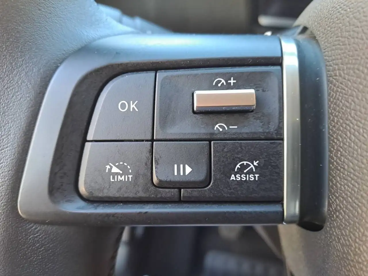 Citroen C4 X 1.2 PureTech You S&S 100 — Galerie du véhicule 14