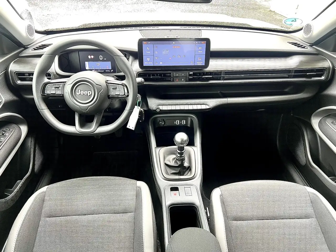 Jeep Avenger Longitude*nur15.106KM*CARPLAY*PDC*1J GAR — Galerie du véhicule 11