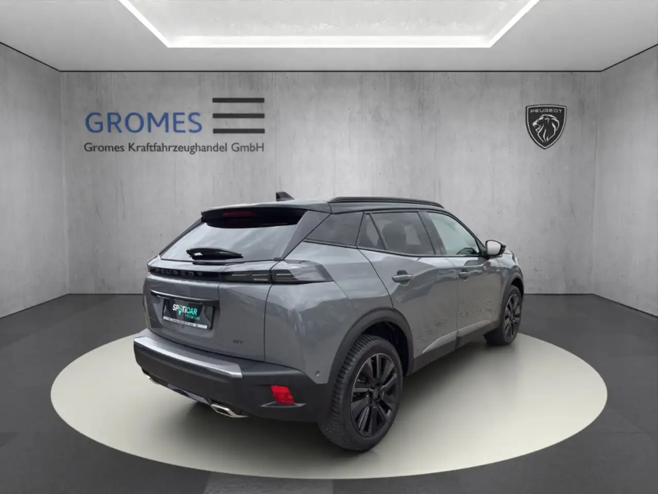 Peugeot 2008 GT PT130 EAT8 Navi LED 360 Kamera Klimaautom Fahre — Galerie du véhicule 3