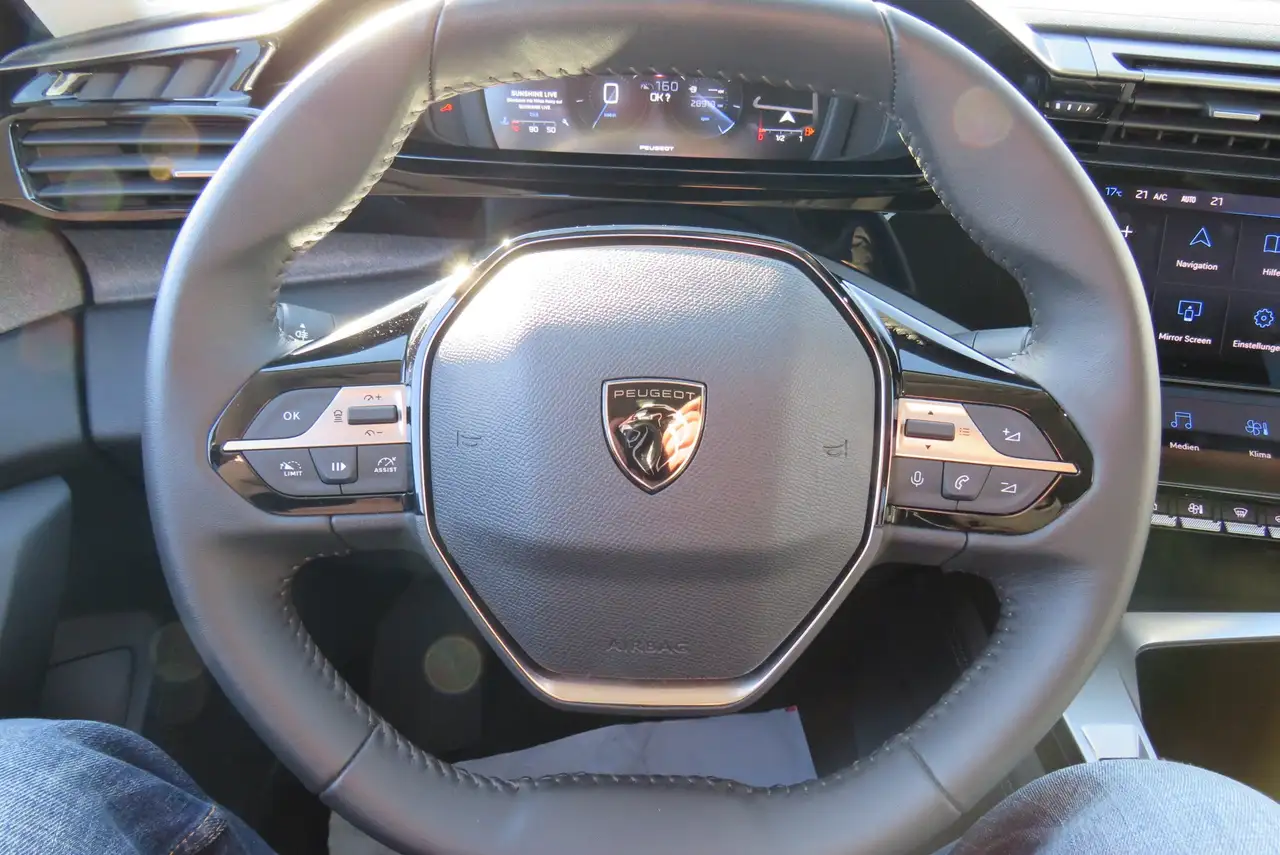 Peugeot 308 SW Allure *RFK*LM*DAB*LED*NAVI*SH*TEMP*PDC* — Galería del vehículo 23