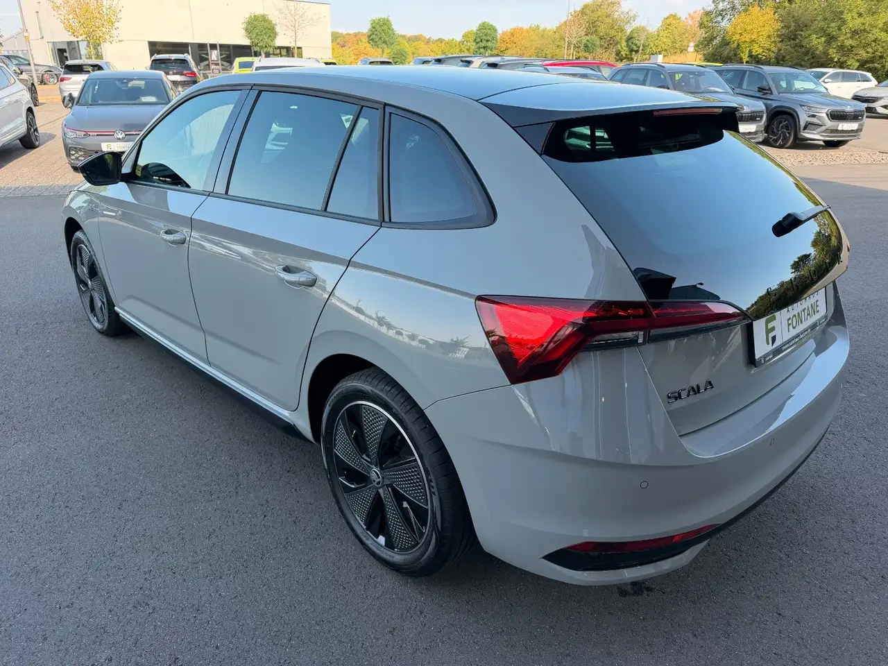 Skoda Scala 1,5TSi MonteCarlo Pano Sitzhz Kamera 150PS — معرض صور السيارة 9