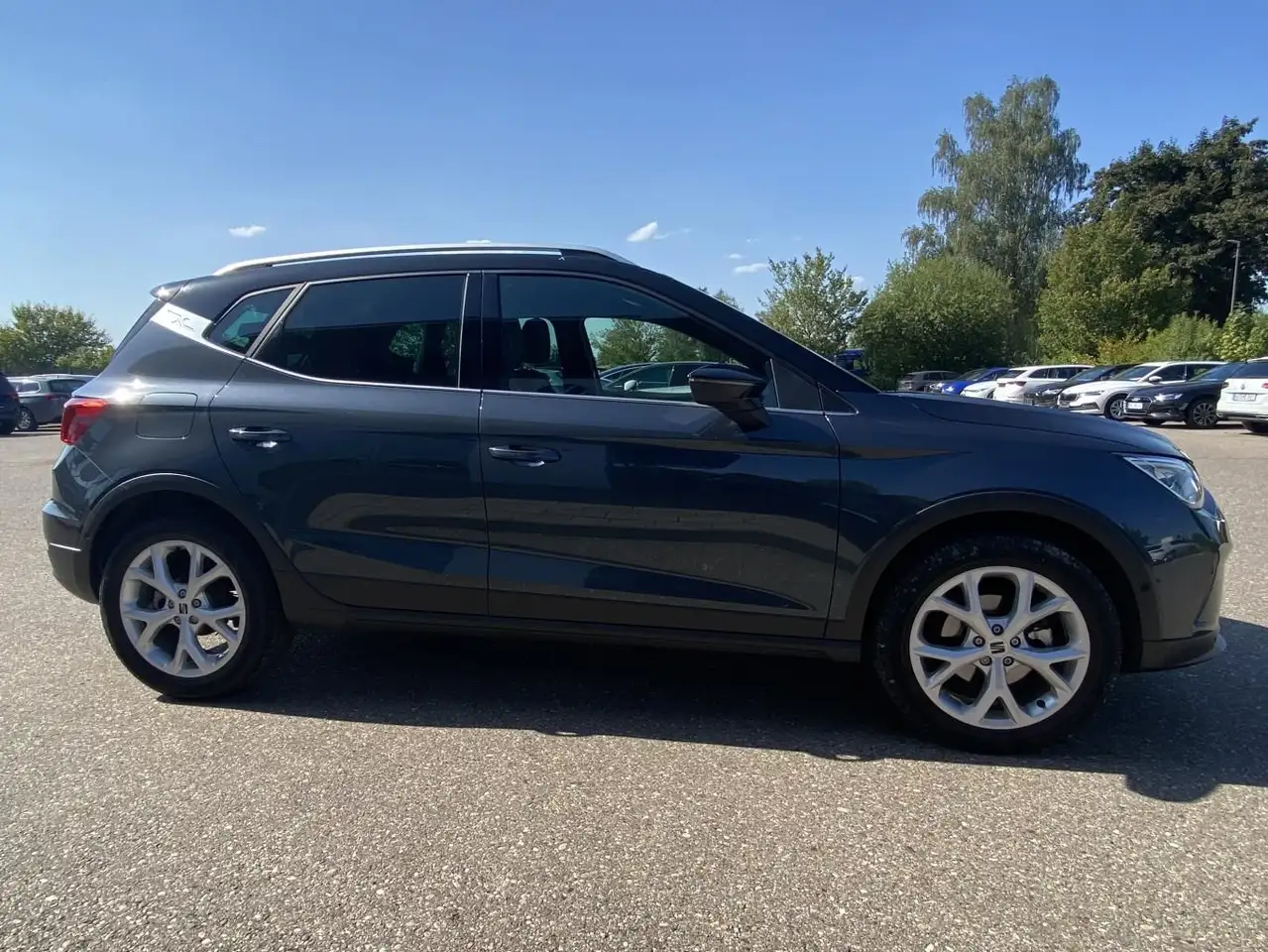 SEAT Arona 1.0 TSI FR 17"+FULL-LINK+VIRTUAL-COCKPIT+N — Galerie du véhicule 6