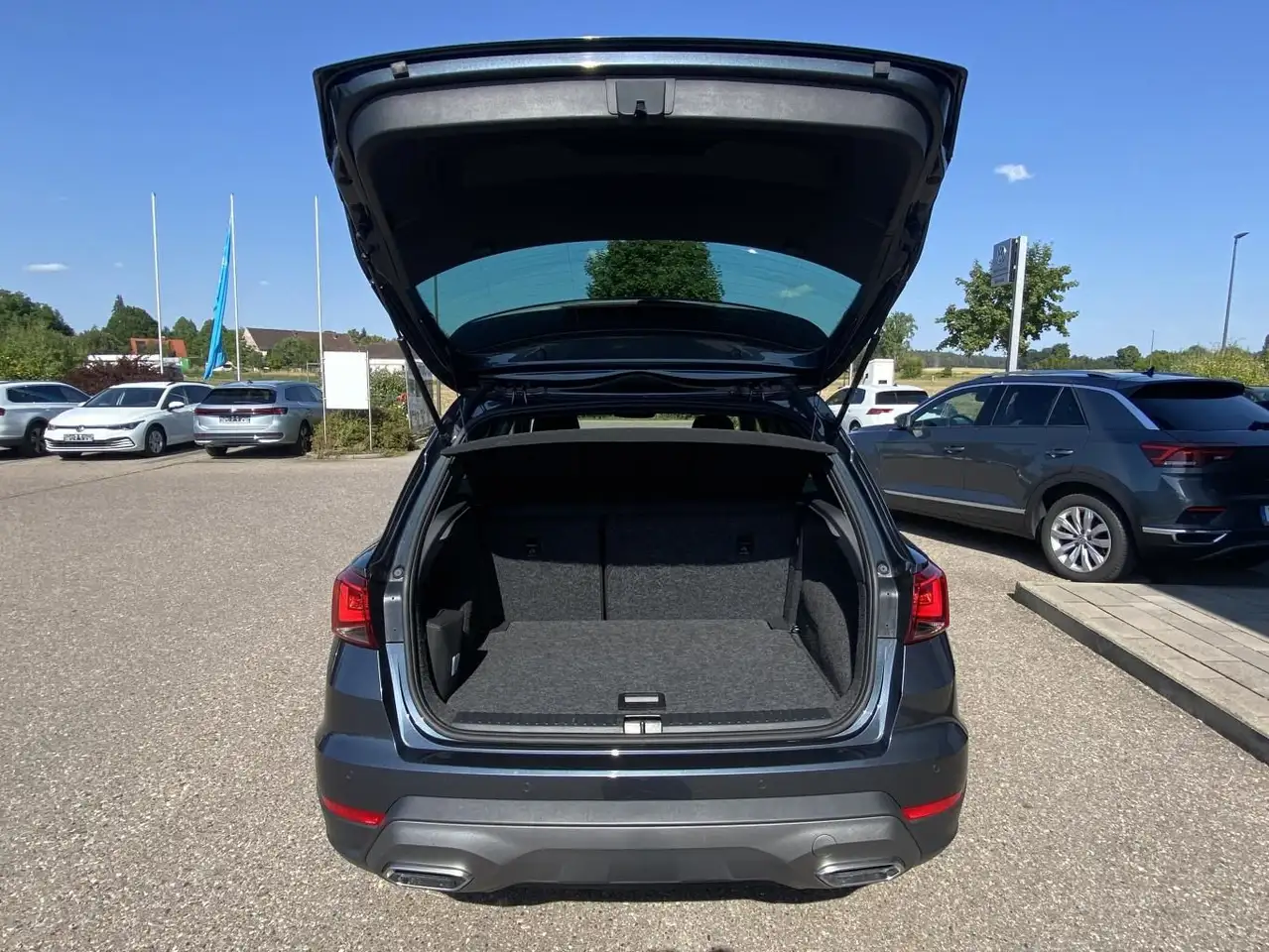 SEAT Arona 1.0 TSI FR 17"+FULL-LINK+VIRTUAL-COCKPIT+N — Galerie du véhicule 15